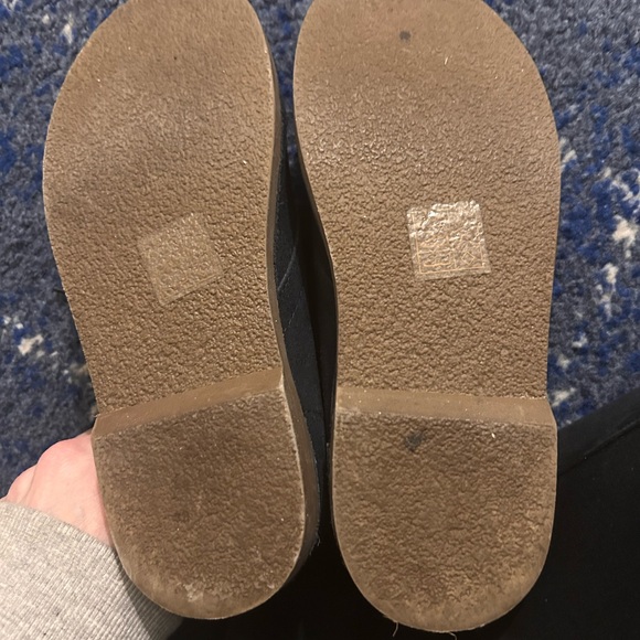 J Crew Crewcuts boys Calvert shoe. Navy suede - Picture 2 of 3